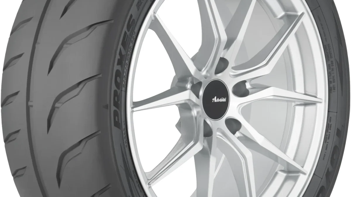 Pneumatico Toyo 225/45 ZR16 93W XL GG Semi-Slick | Proxes R888R
